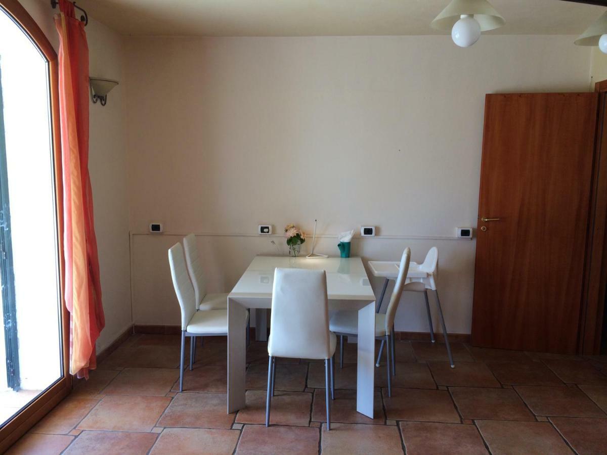 Villa Con Piscina A Imperia, Italy Eksteriør billede